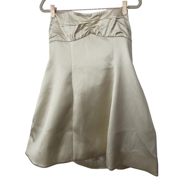 Helsa Mini Dress Heavy Satin Strapless Ruched Bust Bridal Wedding Hoco Party L - Picture 6 of 14